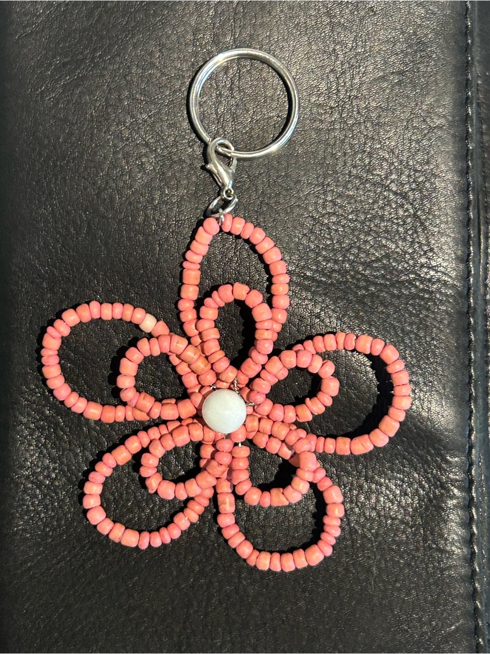 Flower beaded bag charm/keychain